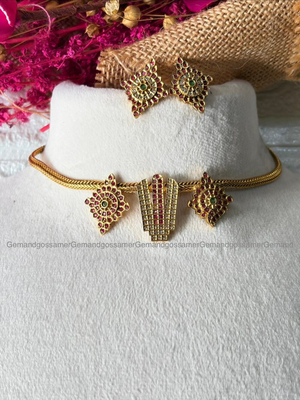 Sri Vengatesh Divine Necklace